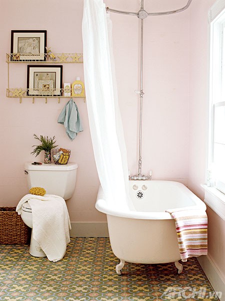Phòng tắm mùa hè với sắc hồng lãng mạn | ảnh 1