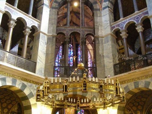 Chiêm ngưỡng kiến trúc nhà thờ lớn Aachen | ảnh 3