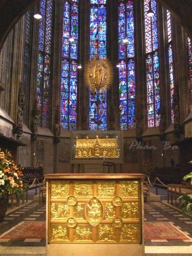 Chiêm ngưỡng kiến trúc nhà thờ lớn Aachen | ảnh 4