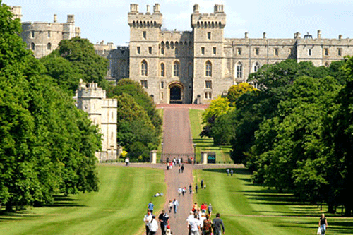 Sự lộng lẫy của lâu đài Hoàng gia Windsor | ảnh 1