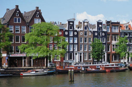 Chiêm ngưỡng vẻ đẹp muôn màu của kiến trúc cổ Amsterdam | ảnh 8