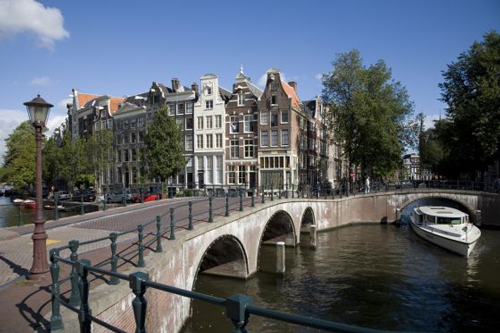 Chiêm ngưỡng vẻ đẹp muôn màu của kiến trúc cổ Amsterdam | ảnh 10
