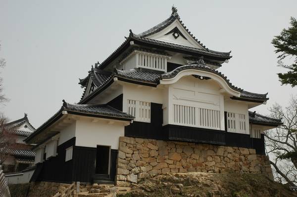 12 lâu đài cổ kính ở ở Nhật Bản | ảnh 1
