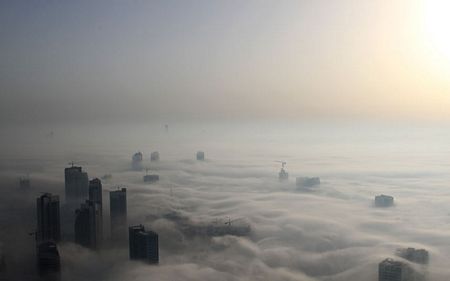 Dubai đẹp huyền ảo trong sương mù | ảnh 2