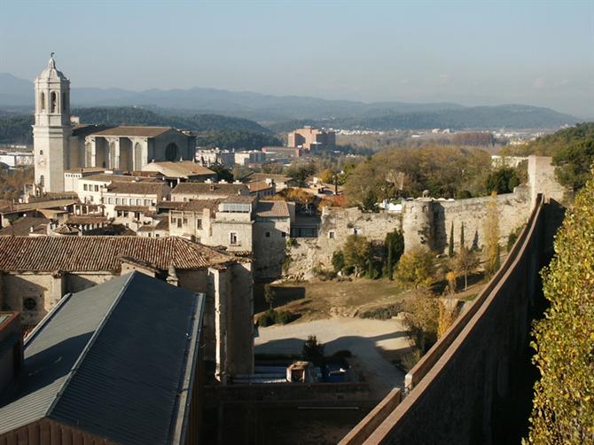 Girona - Thành phố cho người hoài cổ | ảnh 12