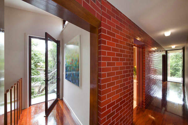 Ngôi nhà có tường ốp gạch đỏ sang trọng ở Úc | ảnh 10