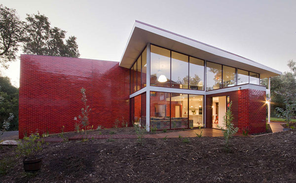 Ngôi nhà có tường ốp gạch đỏ sang trọng ở Úc | ảnh 2