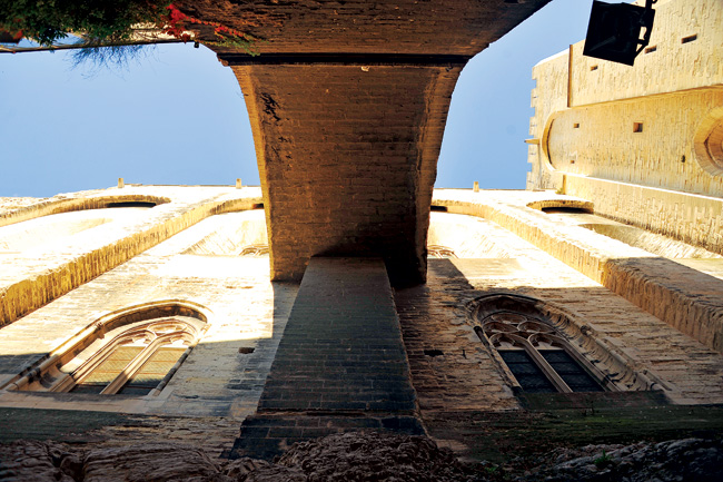 Kiến trúc thành cổ Avignon | ảnh 7