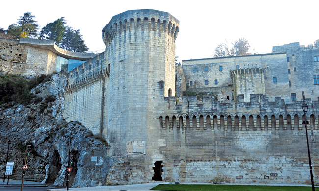 Kiến trúc thành cổ Avignon | ảnh 8