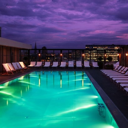Chiêm ngưỡng vẻ đẹp của những bể bơi trên nóc khách sạn | ảnh 5