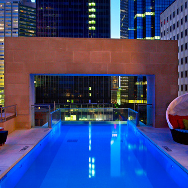 Chiêm ngưỡng vẻ đẹp của những bể bơi trên nóc khách sạn | ảnh 7