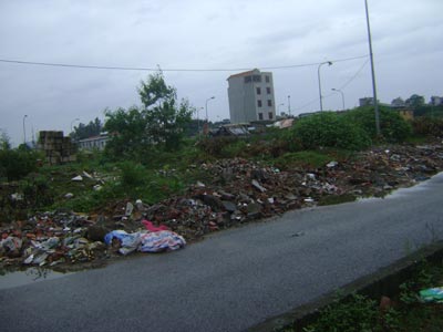 Quận Hoàng Mai (Hà Nội): Đất dự án thành bãi chứa phế thải | ảnh 1