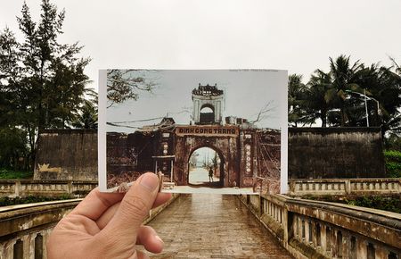 Kiến trúc Việt Nam “xưa và nay” qua bộ ảnh lồng trong ảnh | ảnh 22