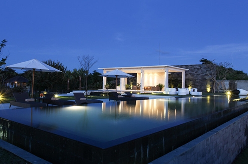 Ghé thăm ngôi nhà 3,7 triệu USD bên bờ biển Bali | ảnh 10