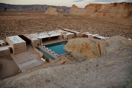 Resort sang trọng giữa lòng sa mạc | ảnh 2