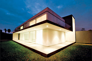 Nhà theo phong cách cực thiểu của VP kiến trúc Artadi | ảnh 2