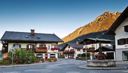 Chiêm ngưỡng kiến trúc thơ mộng của thị trấn Garmisch-Partenkirchen | ảnh 3