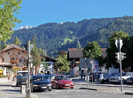 Chiêm ngưỡng kiến trúc thơ mộng của thị trấn Garmisch-Partenkirchen | ảnh 5