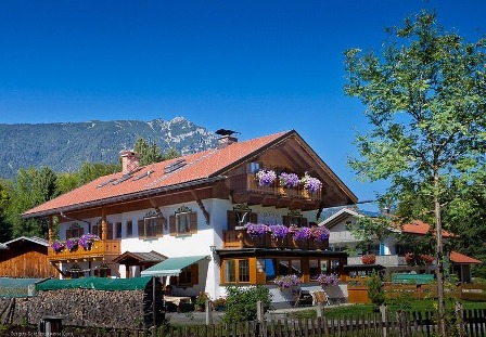 Chiêm ngưỡng kiến trúc thơ mộng của thị trấn Garmisch-Partenkirchen | ảnh 12